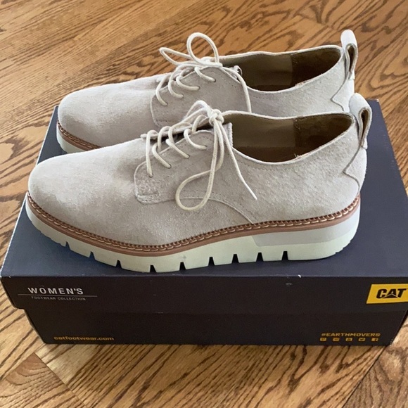 BNWT women’s caterpillar WindUp lace up - Picture 2 of 7